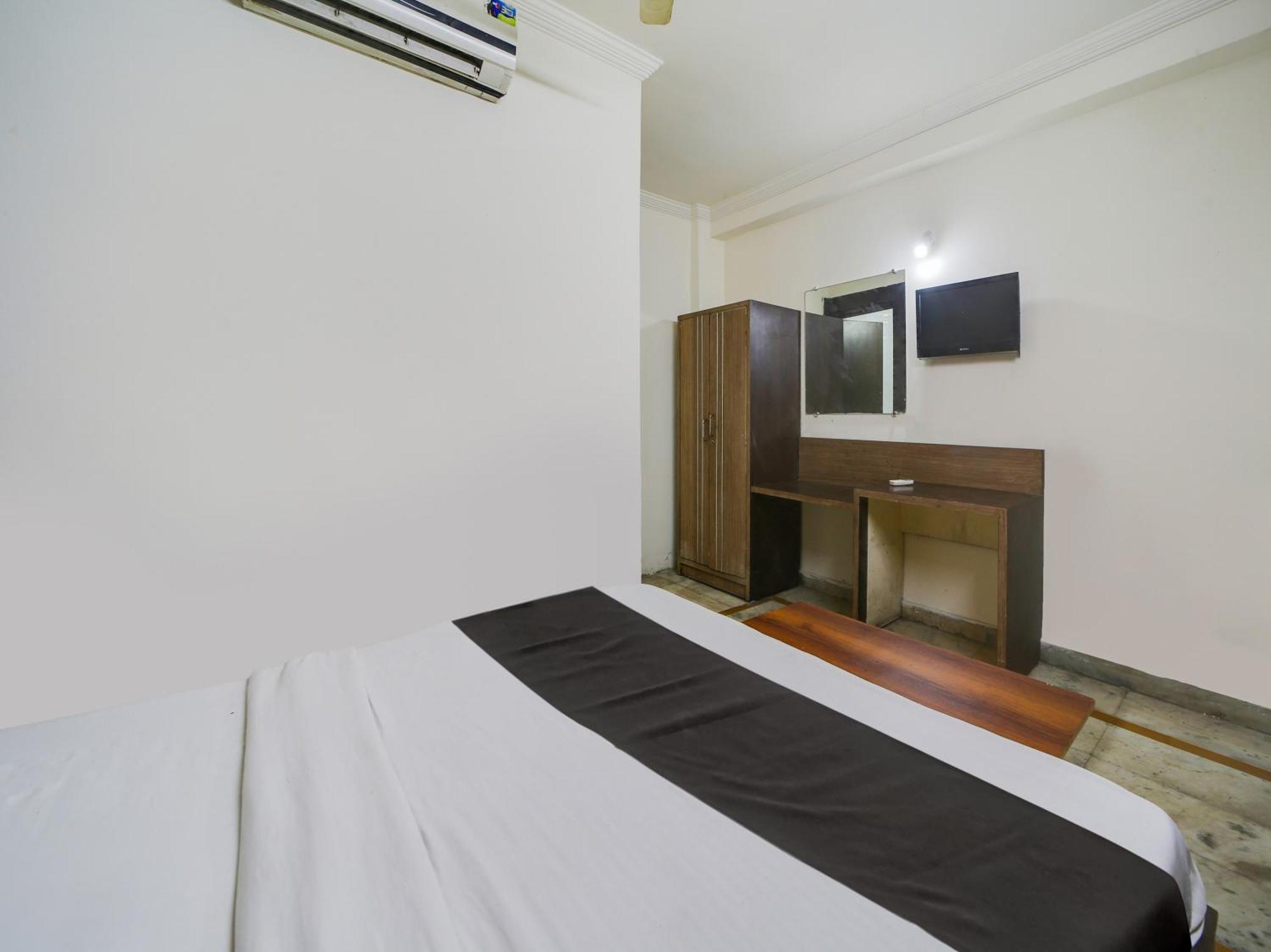 Super Hotel O The Surbhi ボーパール エクステリア 写真
