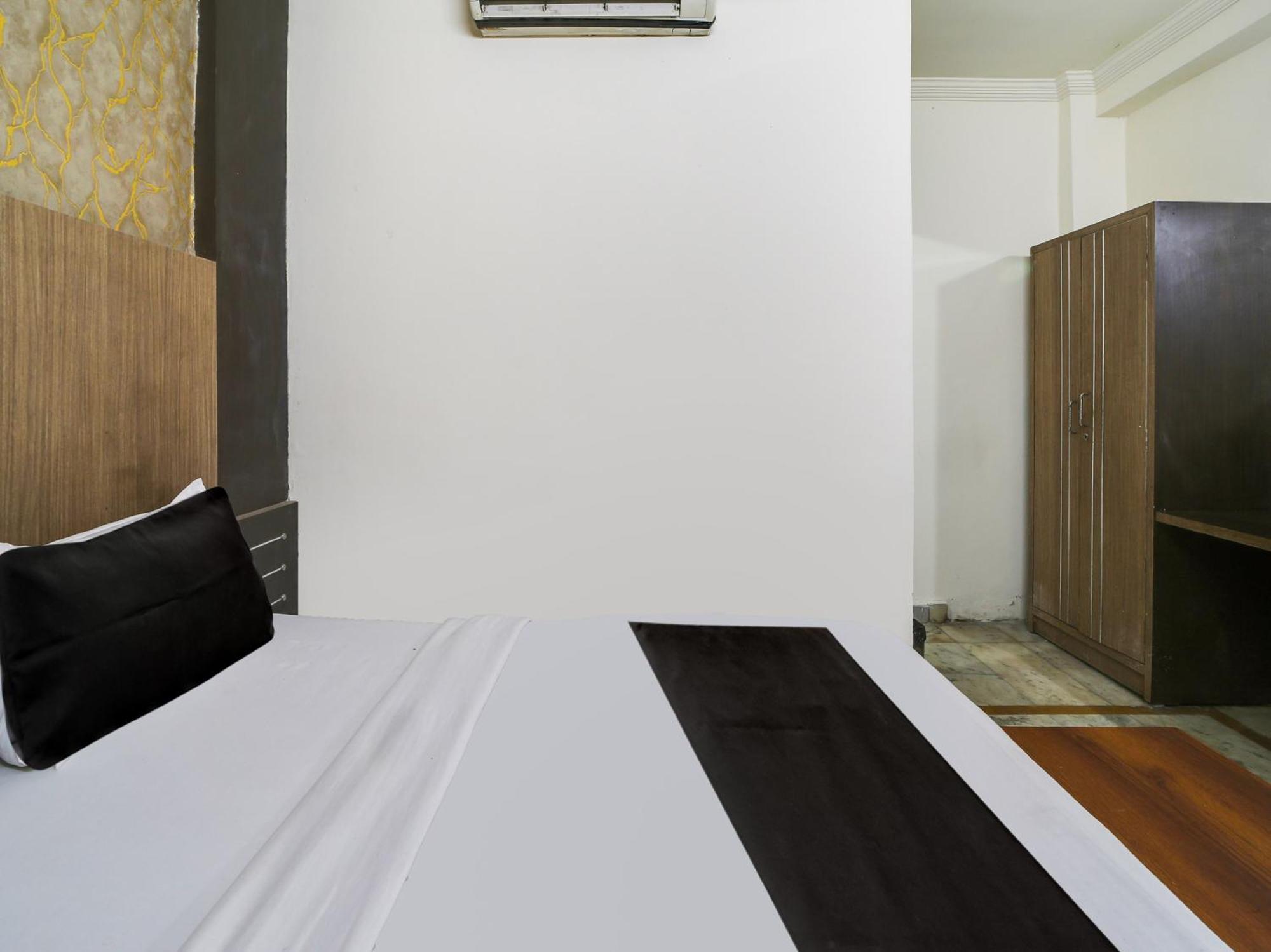 Super Hotel O The Surbhi ボーパール エクステリア 写真