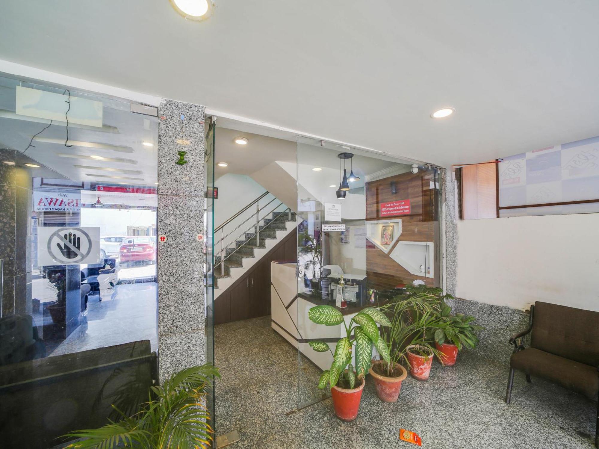 Super Hotel O The Surbhi ボーパール エクステリア 写真